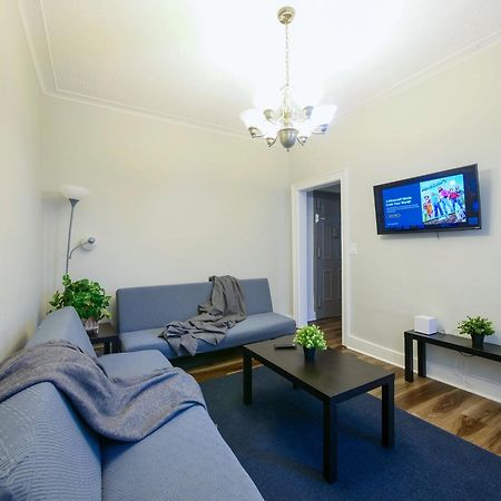 Charming 1Br Apartment Near Nyc Ideal For Urban Explorers جيرسي سيتي المظهر الخارجي الصورة
